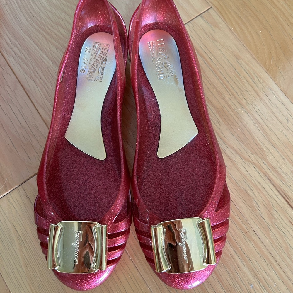 Salvatore Ferragamo Women's Red Jelly Flats with Gold Bow